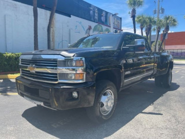 2015 Chevrolet Silverado 3500HD High Country 4D Crew Cab - 65323RF - Image 1