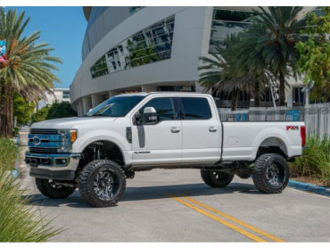 2017 Ford F-350SD Lariat 4D Crew Cab - 66602 - Image 1