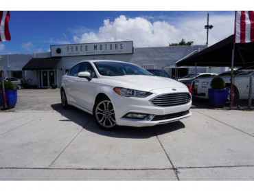 2017 Ford Fusion SE 4D Sedan - 08332 - Image 1