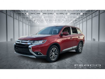 2018 Mitsubishi Outlander SE 4D Sport Utility - 66802 - Image 1