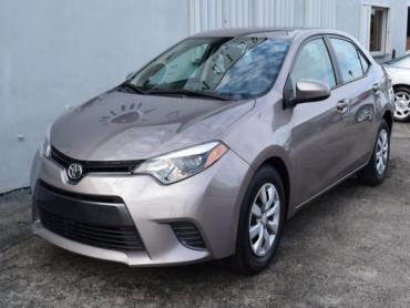 2016 Toyota Corolla LE 4D Sedan - 08221 - Image 1