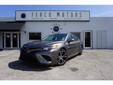 2018 Toyota Camry SE 4D Sedan - 08433 - Image 1