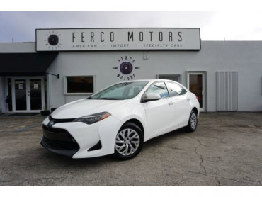 2019 Toyota Corolla LE 4D Sedan - 08321 - Image 1