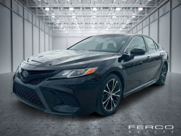 2018 Toyota Camry SE 4D Sedan - 68036 - Image 1