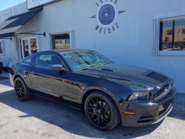 2014 Ford Mustang 2D Coupe - 08238