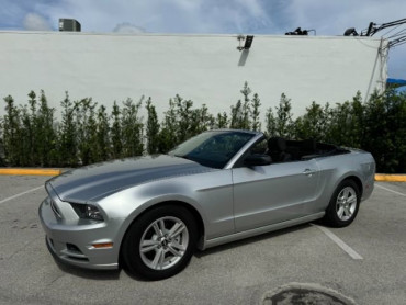 2014 Ford Mustang V6 2D Convertible - 68276 - Image 1