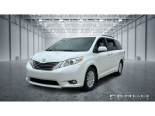 2015 Toyota Sienna XLE 4D Passenger Van - Image 1