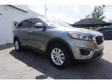 2018 Kia Sorento LX 4D Sport Utility - 08463 - Image 1