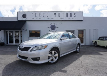 2011 Toyota Camry SE 4D Sedan - 08286 - Image 1