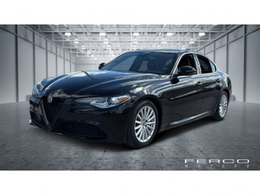 2021 Alfa Romeo Giulia 4D Sedan - 69505RE - Image 1
