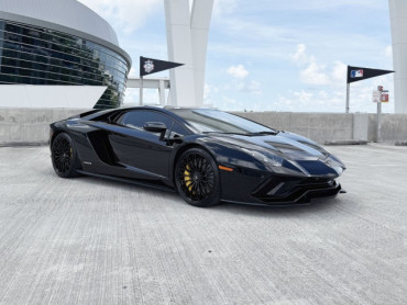 2018 Lamborghini Aventador S Base 2D Coupe - S69871 - Image 1