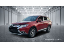2018 Mitsubishi Outlander SE 4D Sport Utility - Image 1