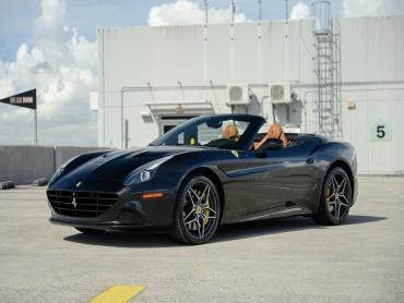2015 Ferrari California T 2D Convertible - S70027