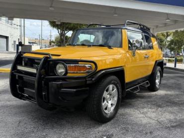 2007 Toyota FJ Cruiser Base 4D Sport Utility - S70145POP - Image 1