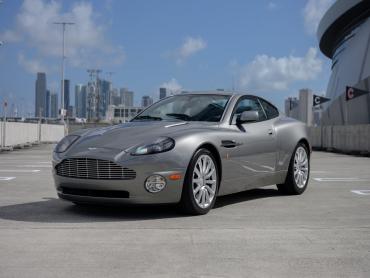 2002 Aston Martin Vanquish V12 2D Coupe - S69963 - Image 1