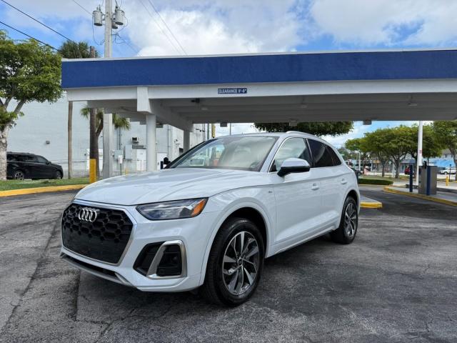 2022 Audi Q5 Premium Plus's photo