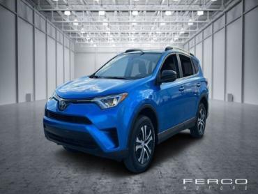 2017 Toyota RAV4 LE 4D Sport Utility - 08025 - Image 1