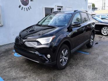 2017 Toyota RAV4 XLE 4D Sport Utility - 08442 - Image 1