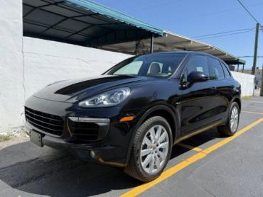 2015 Porsche Cayenne Diesel 4D Sport Utility - S70713 - Image 1