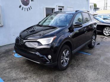 2017 Toyota RAV4 XLE 4D Sport Utility - 08442 - Image 1