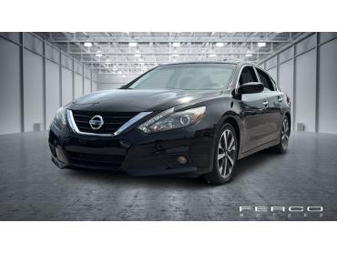 2017 Nissan Altima 3.5 SR 4D Sedan - 71125RE - Image 1