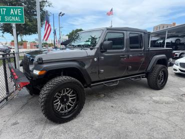 2021 Jeep Gladiator Sport 4D Crew Cab - S71178 - Image 1