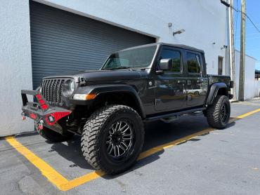 2021 Jeep Gladiator Sport 4D Crew Cab - S71178 - Image 1