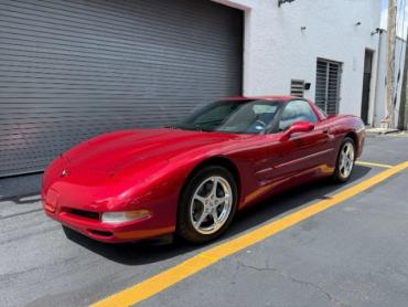 2000 Chevrolet Corvette Base 2D Coupe - S71212 - Image 1
