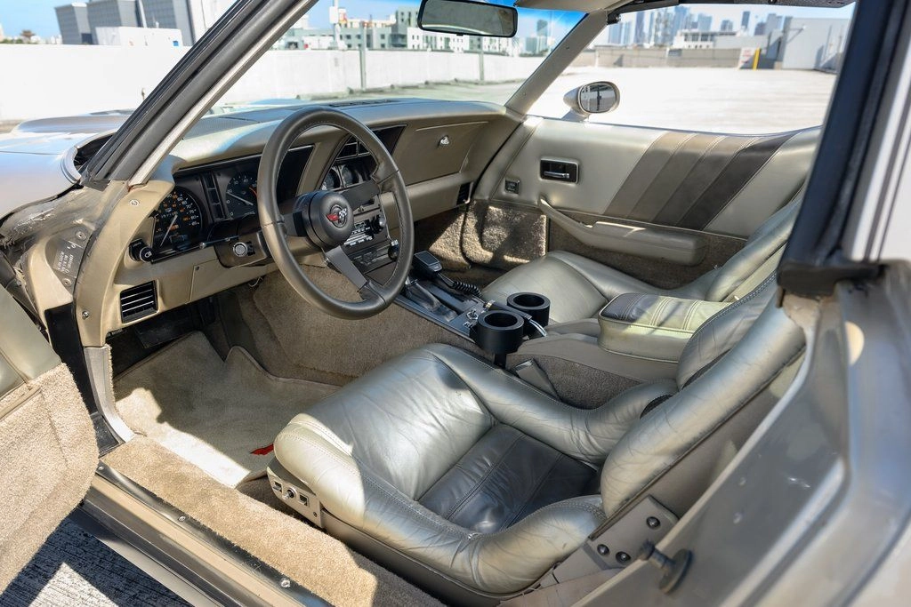 1982 Chevrolet Corvette - Photo 7
