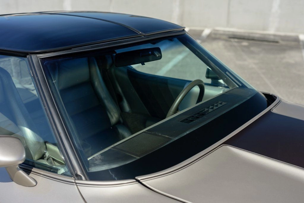 1982 Chevrolet Corvette - Photo 17