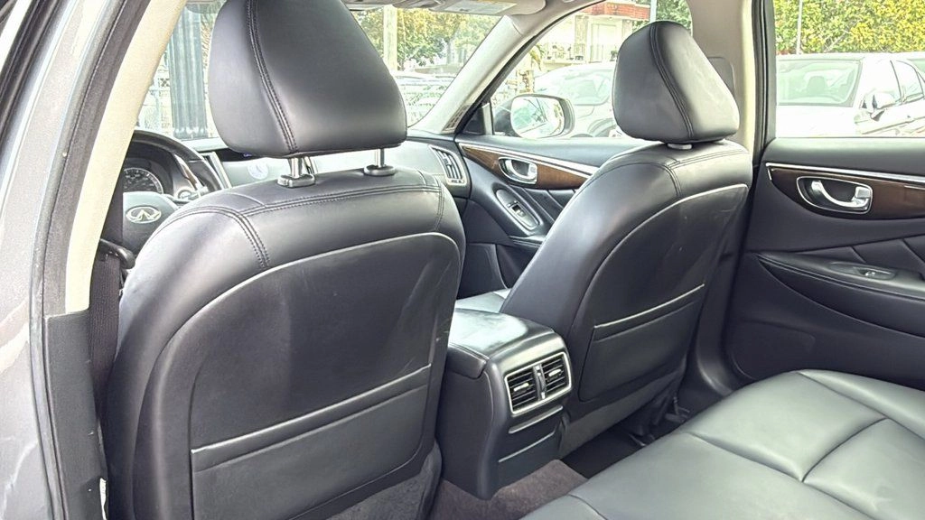 2018 INFINITI Q50 LUXE - Photo 18