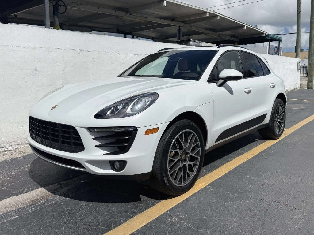 2017 Porsche Macan